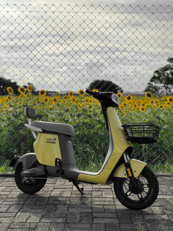 Dicas para pilotar scooter elétrica em dias de chuva com segurança